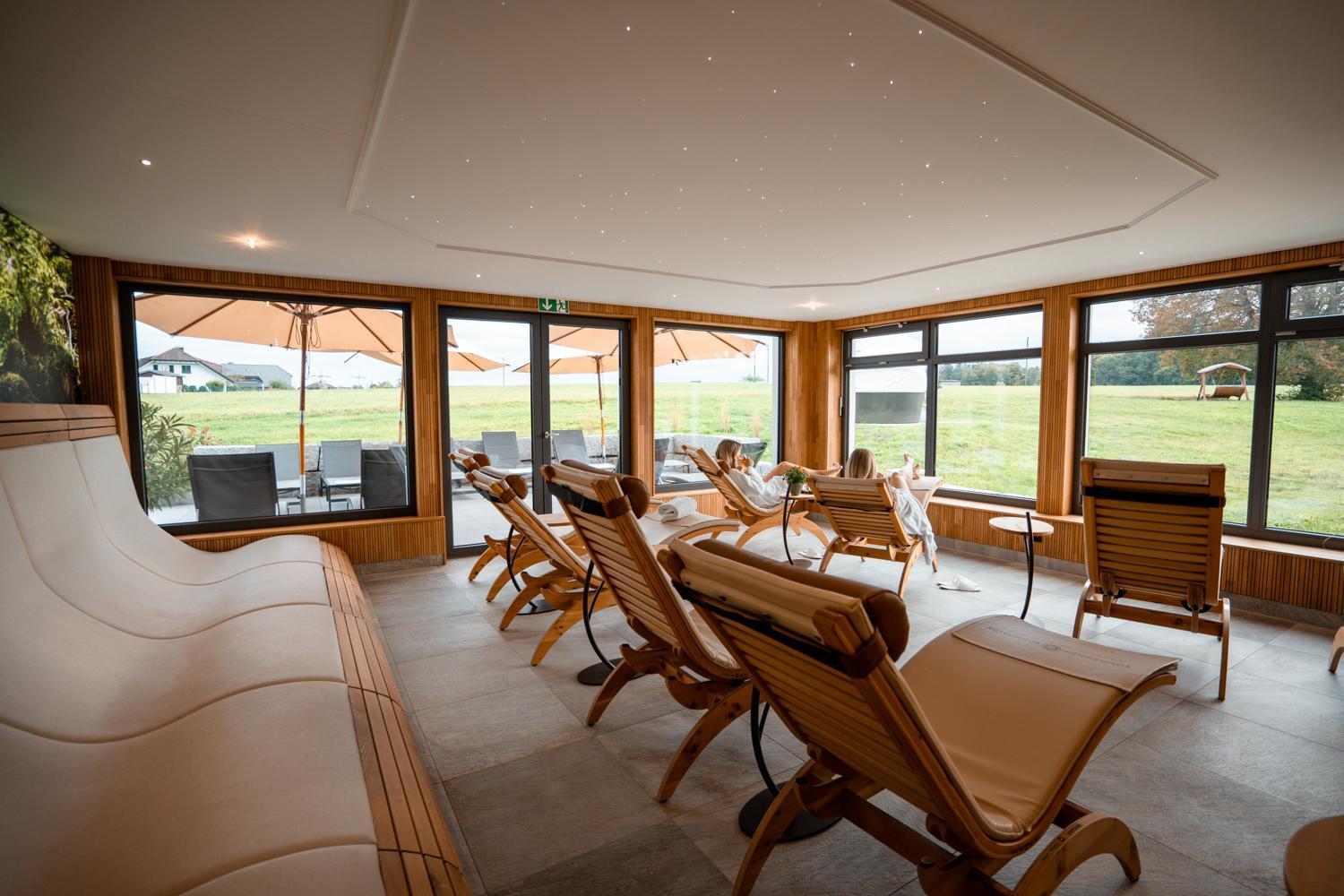 Wellnesshotel Sonnenhof & Sonnhalde ユーリンゲン・ビルケンドルフ エクステリア 写真